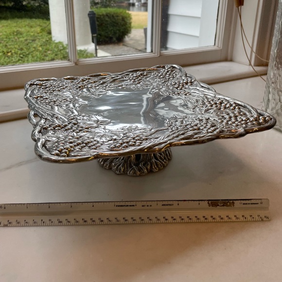 Arthur Court Grapes Aluminum Cake Stand - Picture 7 of 8
